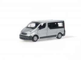 Opel-Vivaro-metallic